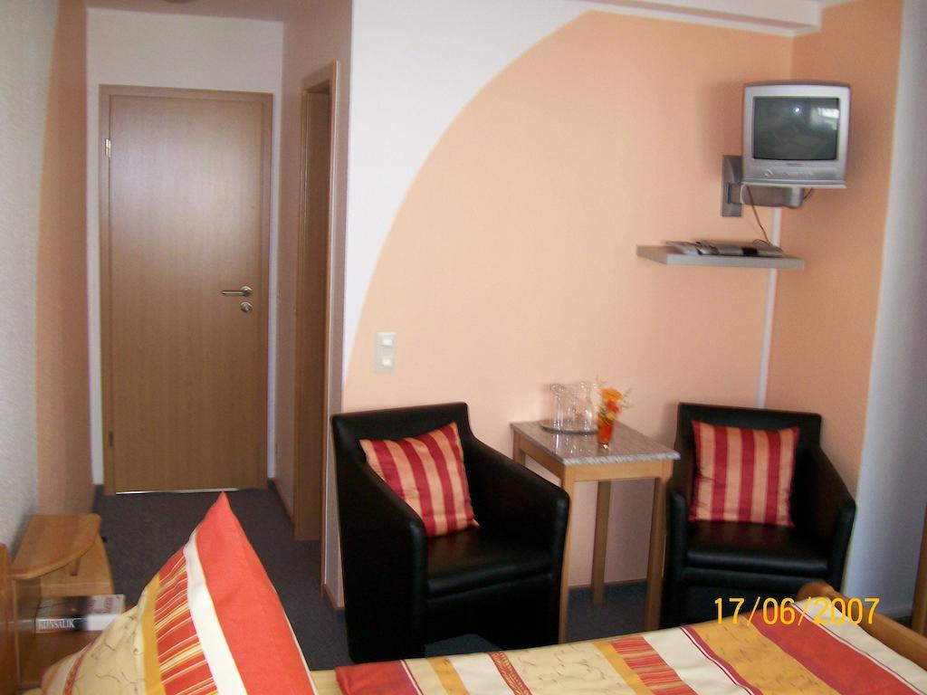 Haus-Anka Hotel Cochem Phòng bức ảnh